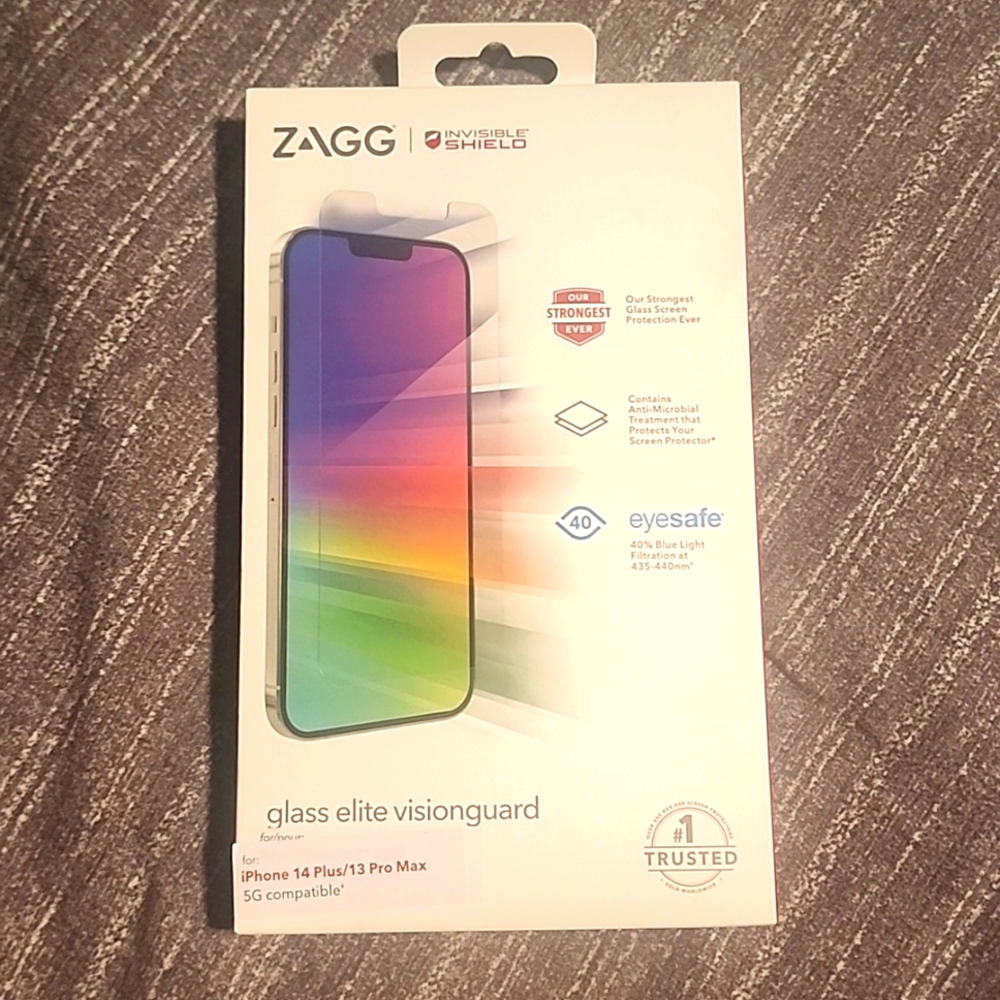 iPhone 14 Plus/13 Pro Max - ZAGG Glass Elite Visionguard Screen Protector